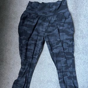 Athleta women’s camp joggers